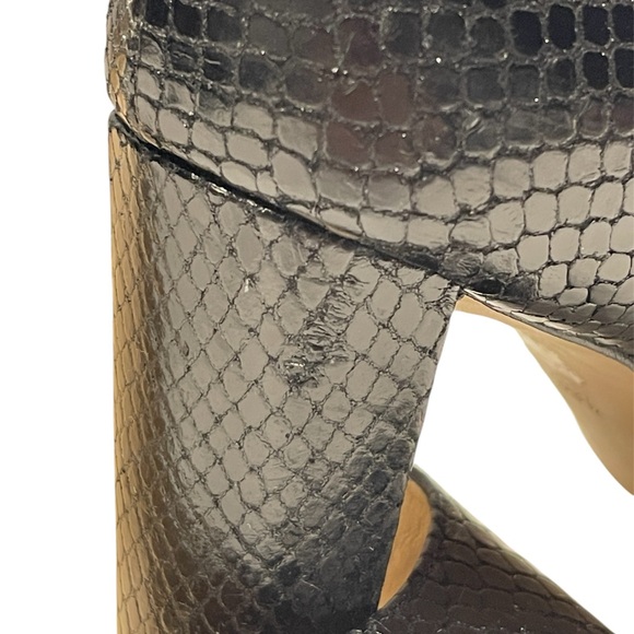 EUC L.K. Bennett Marcella Pumps Black Snake Effect Size 39.5 / US 8.5M - Picture 6 of 9